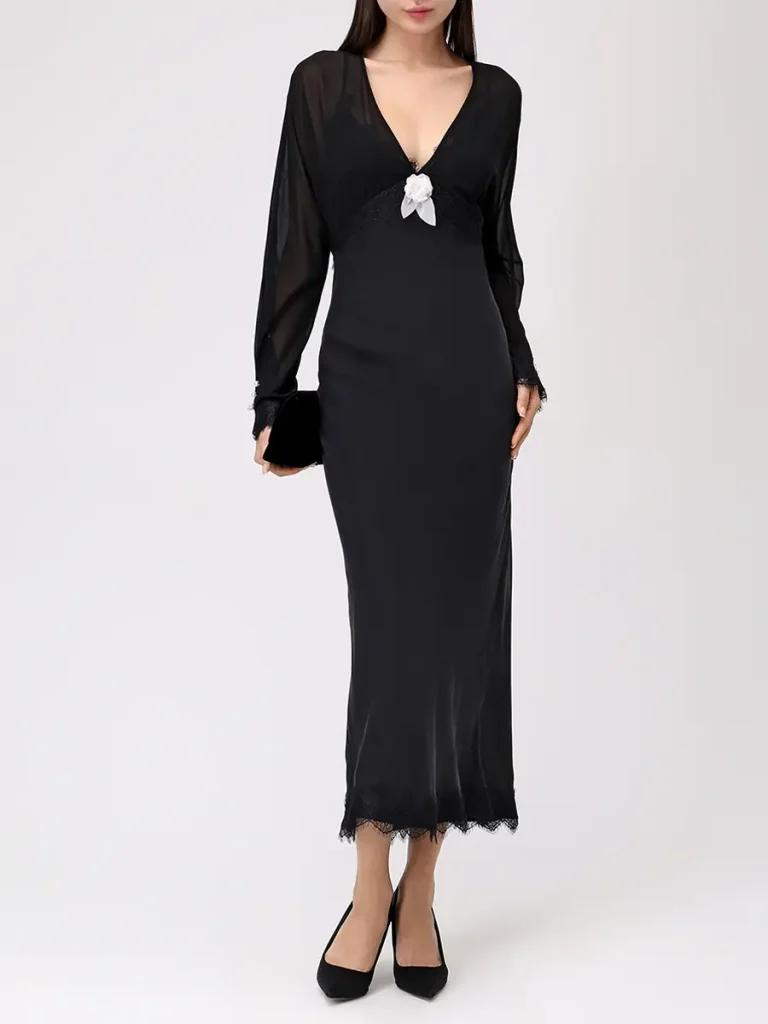 ПЛАТЬЕ С КРУЖЕВОМ LAROOM