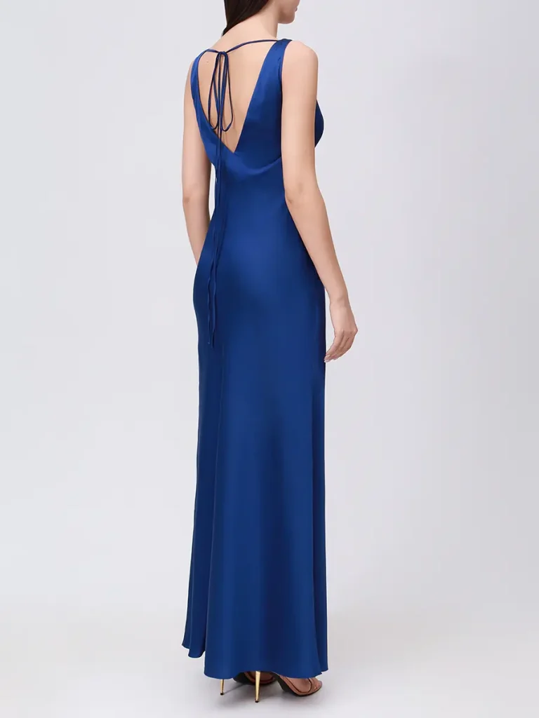 ПЛАТЬЕ С ВЫРЕЗОМ KAPSULA