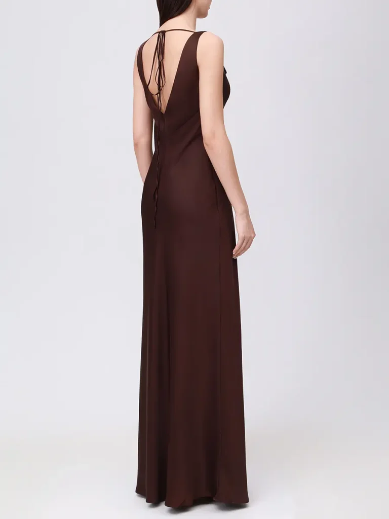 ПЛАТЬЕ С ВЫРЕЗОМ KAPSULA