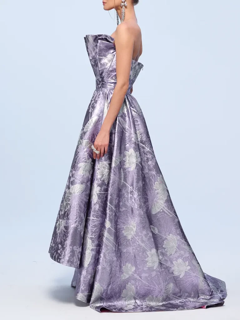 ПЛАТЬЕ СО ШЛЕЙФОМ THE NAMES