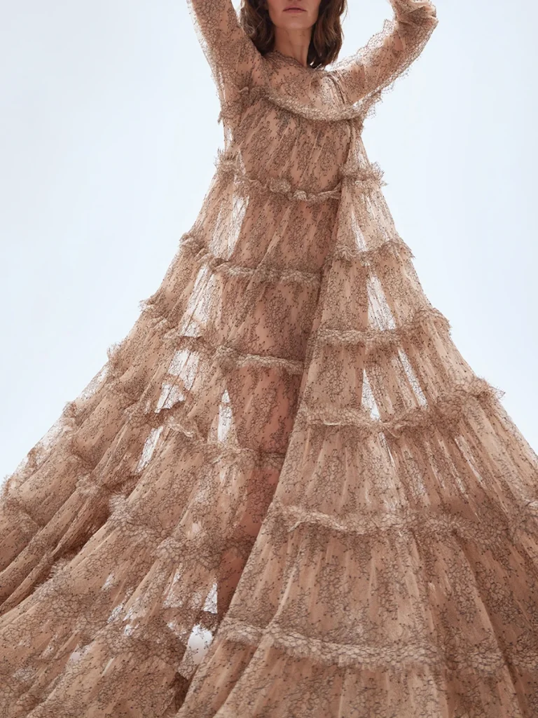 ПЛАТЬЕ КРУЖЕВНОЕ MAISON ESVE