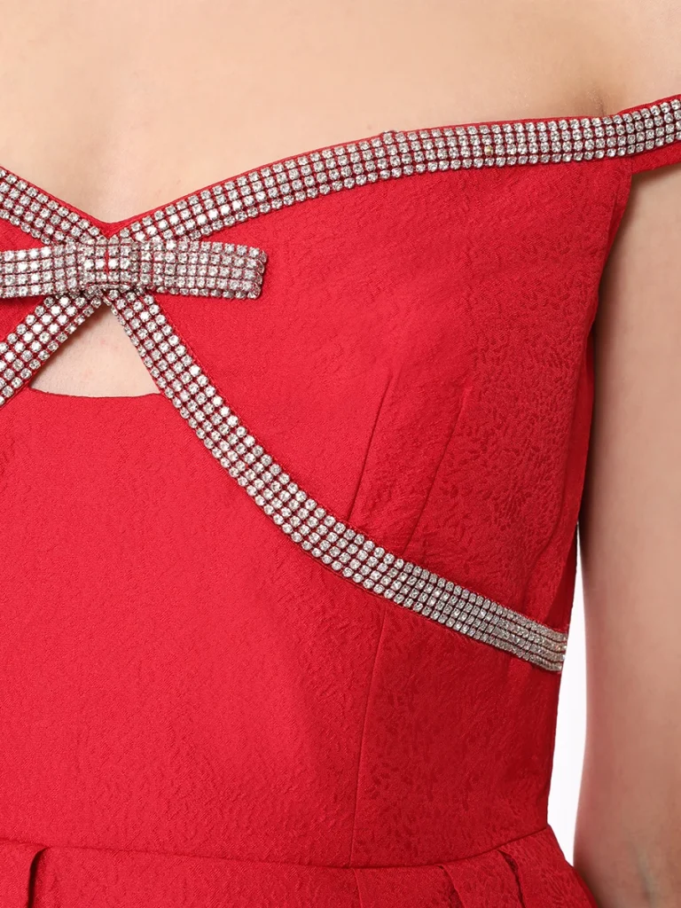 ПЛАТЬЕ СО СТРАЗАМИ SELF-PORTRAIT