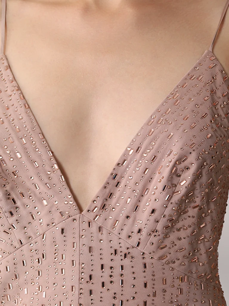 ПЛАТЬЕ СО СТРАЗАМИ RASARIO