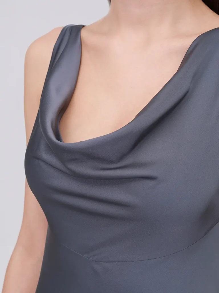 ПЛАТЬЕ С ВЫРЕЗОМ KAPSULA