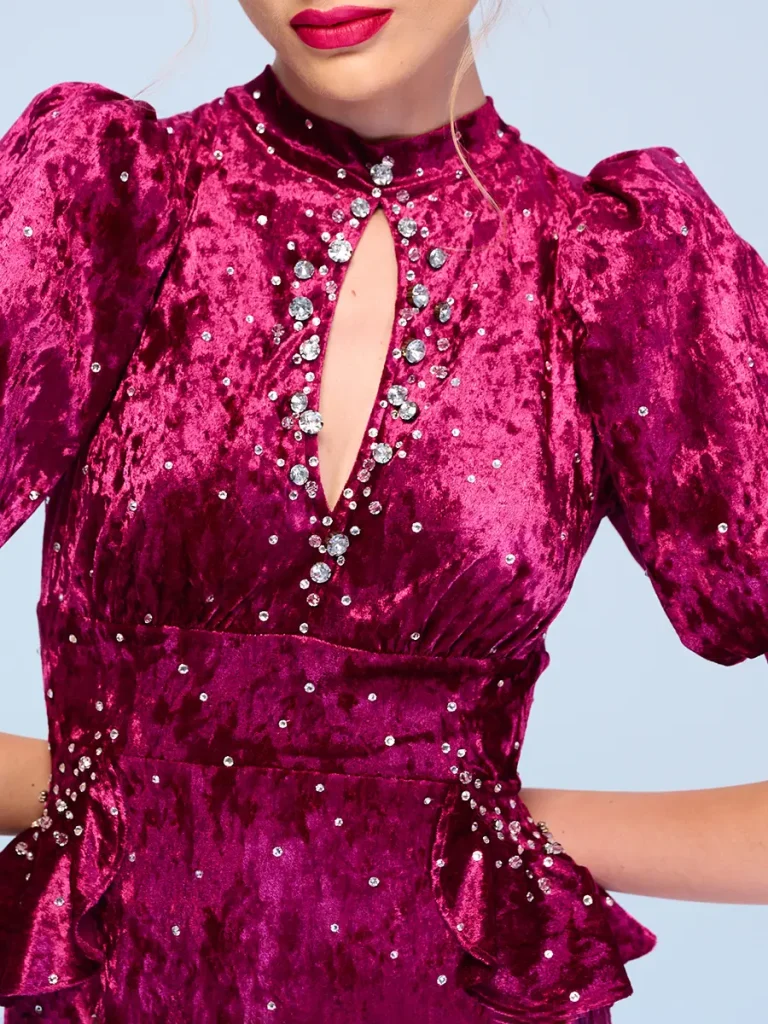 ПЛАТЬЕ БАРХАТНОЕ THE NAMES