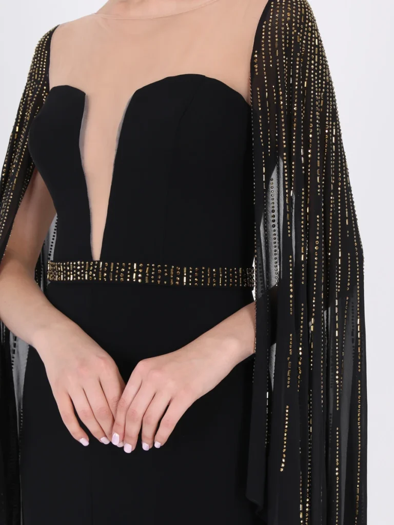 ПЛАТЬЕ СО ШЛЕЙФОМ FOREVER UNIQUE