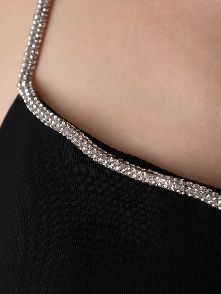 ПЛАТЬЕ СО СТРАЗАМИ ALINE