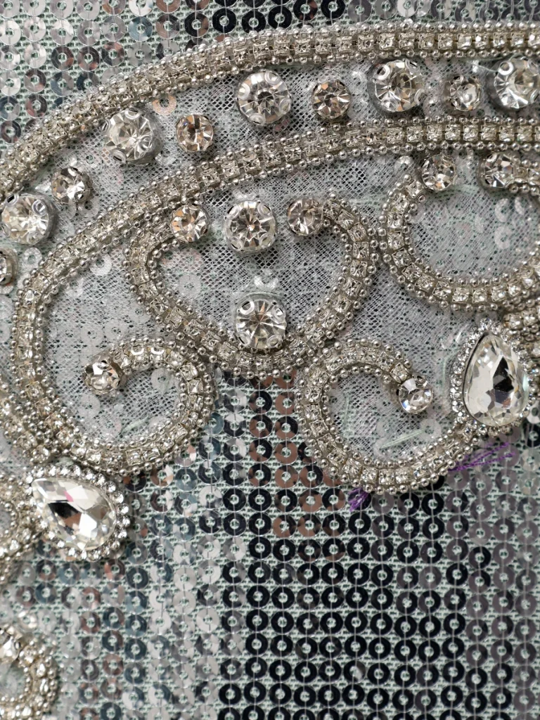 ПЛАТЬЕ С ПАЙЕТКАМИ LEI LUI