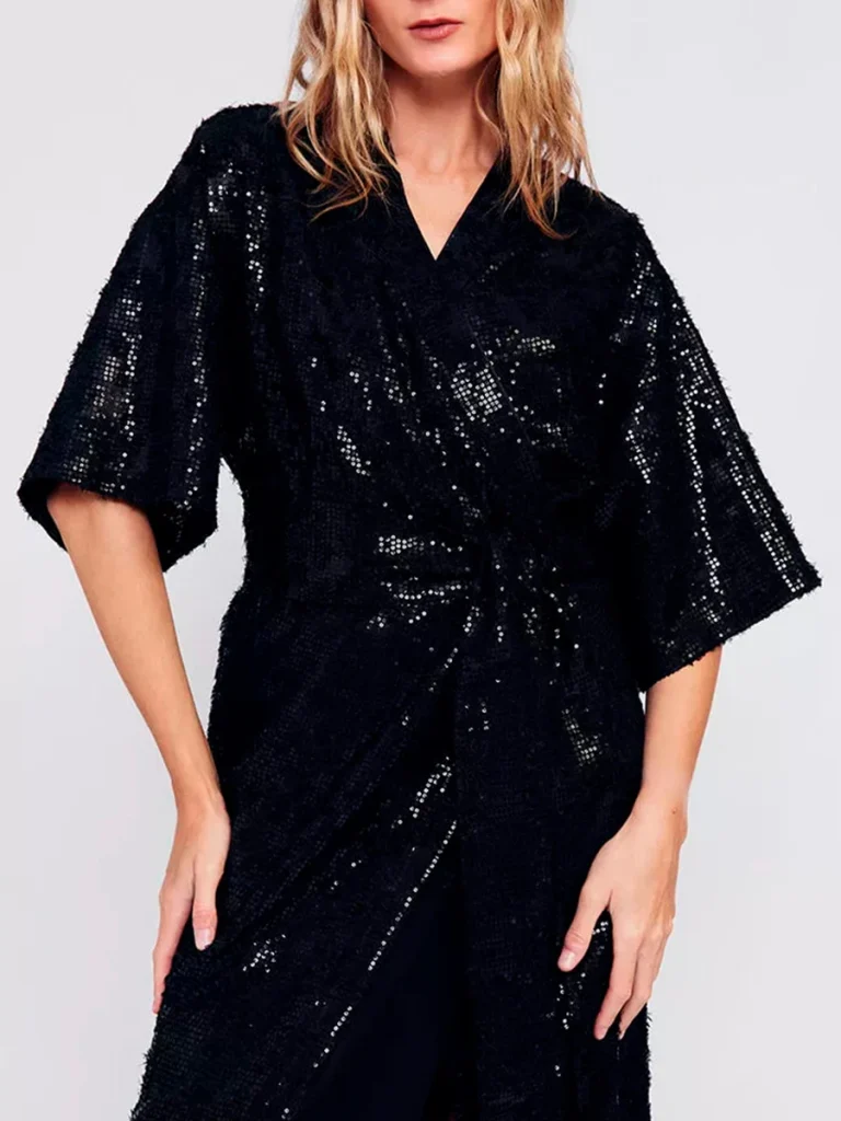 ПЛАТЬЕ С ПАЙЕТКАМИ FREE AGE