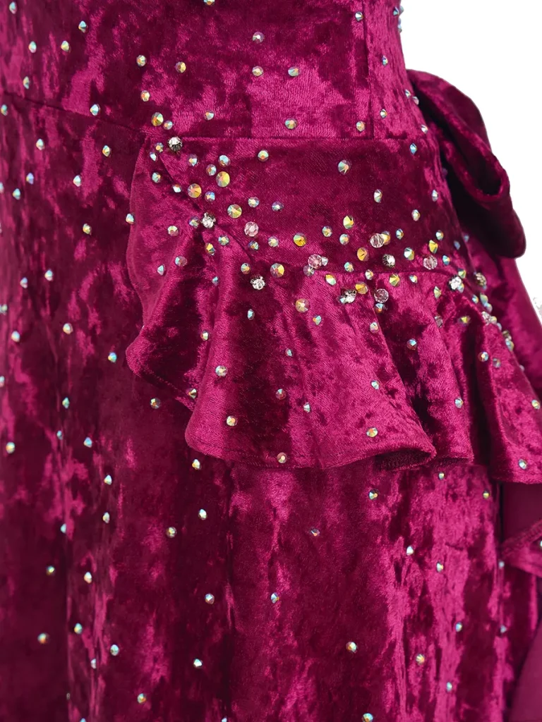 ПЛАТЬЕ БАРХАТНОЕ THE NAMES