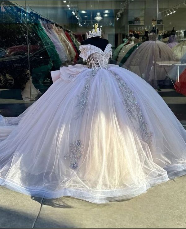 Бальное Платье Quinceanera Из Тюля С Кружевной Аппликацией, Пайетками И Бисером